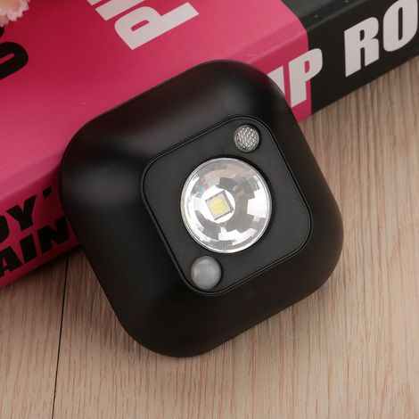 Mini veilleuse LED sans fil à détecteur de mouvement infrarouge, alimentée par piles, pour armoire ou placard, noire (1/5)