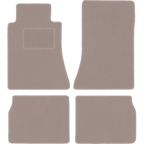 Tapis en velours beige pour : Mercedes C 190 W201 berline (1982-1993) (1/5)
