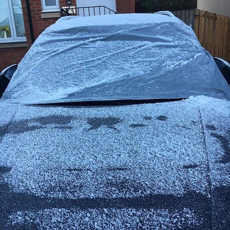 Protection Hiver Pare-Brise Voiture, Couverture Neige Épaisse Anti-Gel Accessoire Auto Extérieur (1/5)