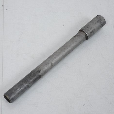 [PRODUIT D'OCCASION] Axe roue avant origine pour moto Honda 900 Hornet 2002 à 2006 (1/2)