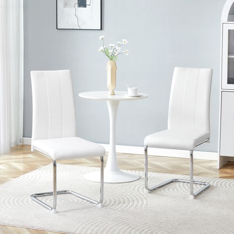 Lot de 2 chaises de salle à manger rembourrées en PU blanc - chaises d’appoint modernes à dossier haut avec solides pieds en tubes de fer chromés pour salle à manger, cuisine et salon (1/5)
