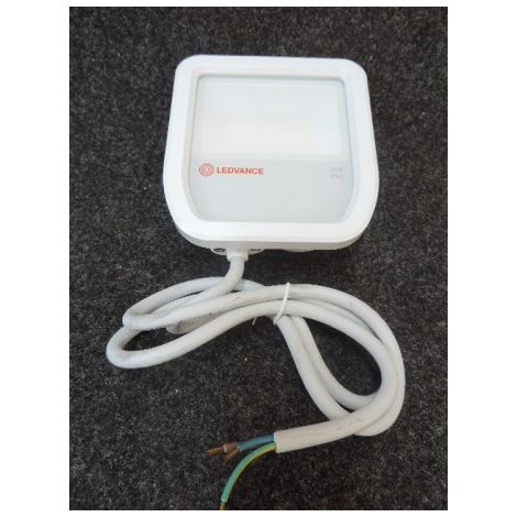 Projecteur LED blanc étanche 10W 4000K 1100lm 230V 125x115x39mm avec patère IP65 OSRAM LEDVANCE 097421