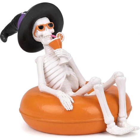 Décoration d'Halloween : squelette d'été dans une bouée avec cocktail et chapeau de sorcière décoration de table bleue (1/5)