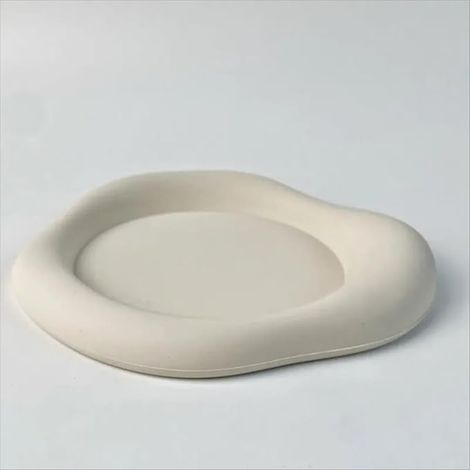 Juego de 2 posavasos/soportes para bebidas/almohadillas térmicas/protectores de escritorio/fundas para vajilla de cocina antideslizantes y resistentes al calor con forma de nube (color blanco roto). (1/5)