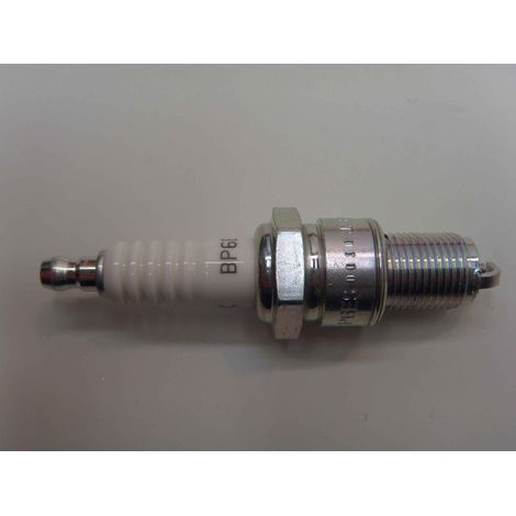 Bujía NGK motor cortacésped BP6ES 240205 HONDA GCV 190 minirider mtd (1/2)