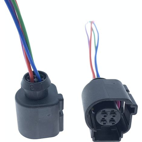 4P wiring harness connector for water temperature/level sensor in Volkswagen Magotan, Passat, and Audi (1/4)