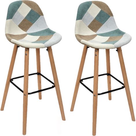 Lot de 2 tabourets de bar patchwork – Hauteur d'assise 69,5 cm – Structure métal et pieds en bois hêtre – Rembourrage polyester – Toilinux (1/4)
