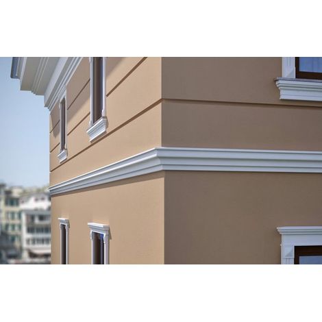 Corniche intermédiaire GP12 élégante avec profil sculpté — barre de 2 m (1/3)