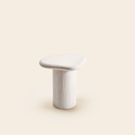 Table d'appoint en Enduit minéral à l'effet béton MYRKO (1/4)