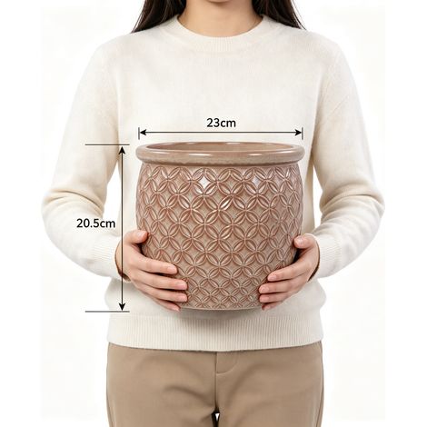 Pot de fleurs individuel en céramique artisanale (Ø 23 cm), beige brillant à motif de pièces de monnaie en relief, respirant, résistant au gel, avec trous de drainage, pour plantes d'intérieur et de b (1/4)