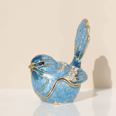 Mini joyero de esmalte, pintado a mano, decorado con un pájaro azul, una tapa y un diamante. Un accesorio clásico para el hogar y una pieza de colección. Azul (1/5)