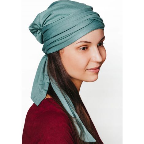 Turbante Lara para mujer, color menta, confeccionado con pañuelo elástico de bambú. (1/5)