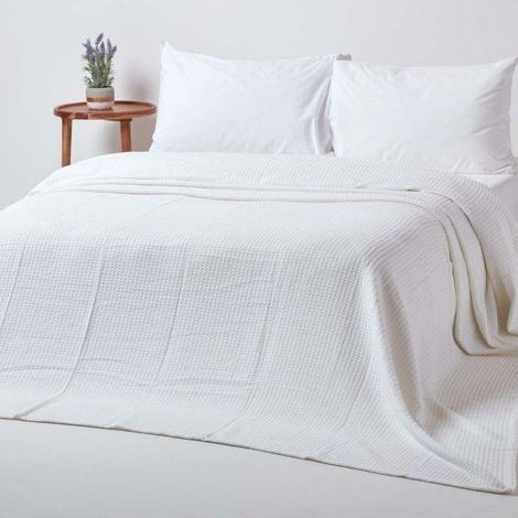 HOMESCAPES Couverture en coton Bio gaufré coloris Blanc, 178 x 228 cm
