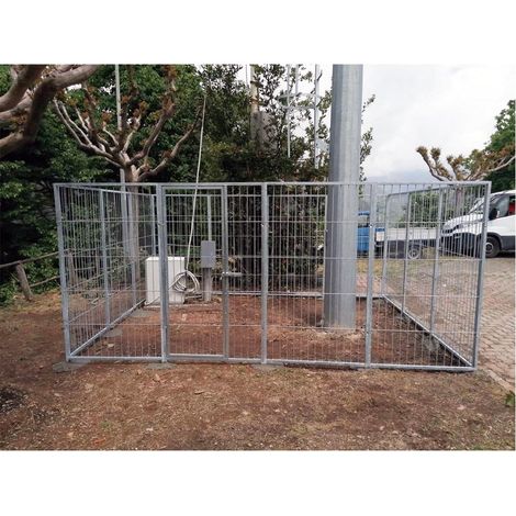 Recinzione in rete da esterno con zincatura a caldo da 400x300x altezza 180 cm (1/5)