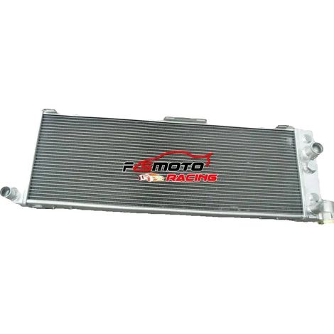 Radiador de 3 filas, material de aluminio, dimensiones del núcleo: 279 mm x 785 mm x 52 mm, diámetro de entrada: 32 mm, diámetro de salida: 38 mm. (1/5)