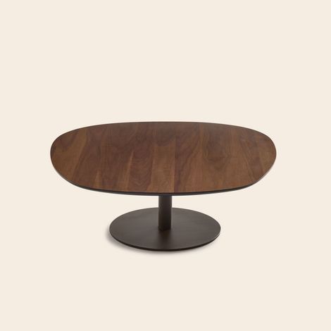 Table basse en Piètement métal bronze et plateau noyer ISMERIA (1/4)