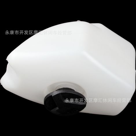 Mini motorcycle accessories for 47/49cc two-stroke sports cars, plastic fuel tank and fuel can with cap. (1/5)