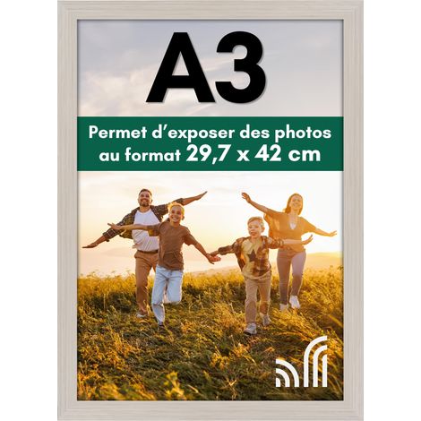 Cadre Photo A3 Bois Clair - Cadre A3 en MDF avec Verre Incassable Poli et Matériel de Suspension Intégré - Format Horizontal et Vertical pour Mur (1/5)