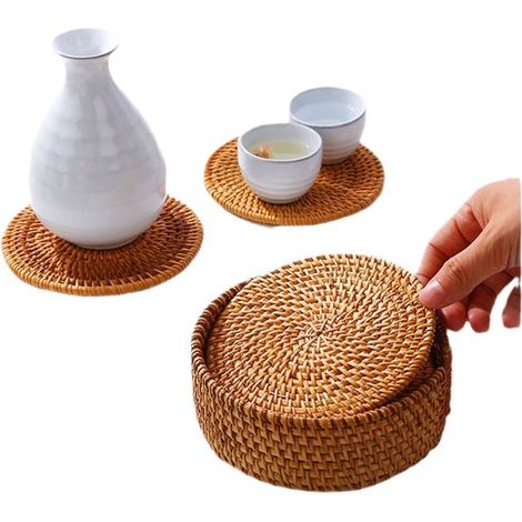 Set di 3 sottobicchieri in rattan intrecciato (13 cm), in rattan naturale, termoisolanti e antiscivolo, ideali per tazze da tè, bicchieri e come decorazione per la tavola. (1/5)