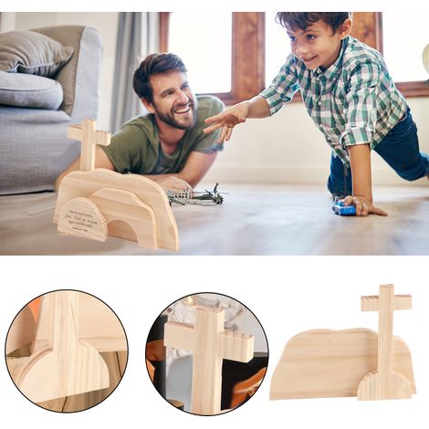 Osterdekoration aus Holz mit Auferstehungsszene für den Esstisch – Christliche Krippenfiguren (1/5)