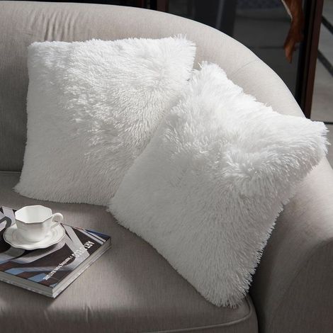Lot de 2 Housse de Coussin Fourrure Moelleux Doux en Peluche Coussins Carré Décoratif pour Salon Canapé Chambre Voiture 45x45 Blanc (1/5)