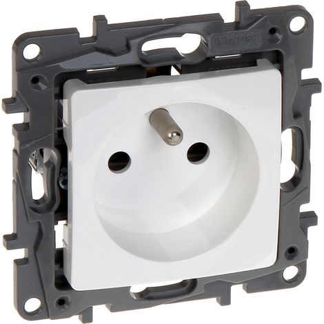 PRISE SIMPLE LE-764540 Niloe 230 V 16 A LEGRAND
