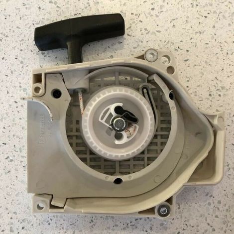 Disque de lanceur MS200T - Disque de lanceur manuel haute puissance de qualité d'origine pour tronçonneuses STIHL MS200T, pièce de rechange professionnelle. (1/2)