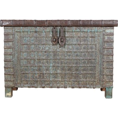 Vieux coffre en bois et en fer L127XPR47XH87 cm