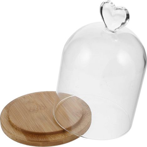 Une cloche en verre avec un socle en bois et une étagère transparente, idéale pour exposer des fleurs séchées, des médailles, des photographies et des objets de collection anciens une élégante vitrin (1/5)