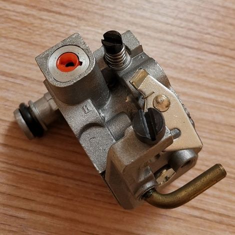 Carburateur MS240 MS260 Carburateur de type Zama, type à membrane, adapté aux tronçonneuses Stilt. (1/4)