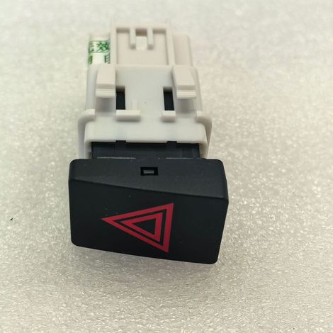 25290-JD00A is suitable for Nissan 08-15 Qashqai J10 warning light switch, four-flash switch, and emergency light switch. (1/4)