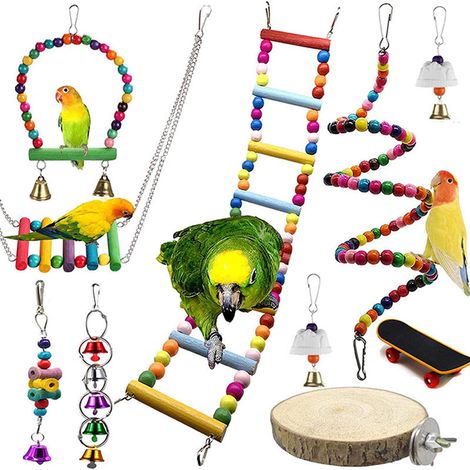 Set di 10 giocattoli da masticare per pappagalli e decorazioni per casette per uccelli e amache. (1/5)
