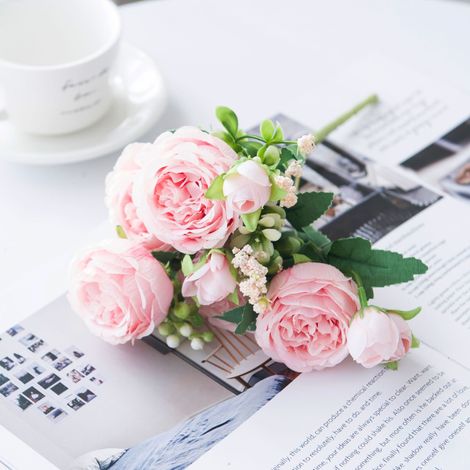 AIDUCHO 4 Bouquets De Fleurs Artificielles En Soie Pivoine Artificielle Fausse Fleur Glorieuse Pour La Décoration De Maison Nuptiale De Noce, 5 Fourchettes, 5 Têtes (Rose Clair) (1/5)