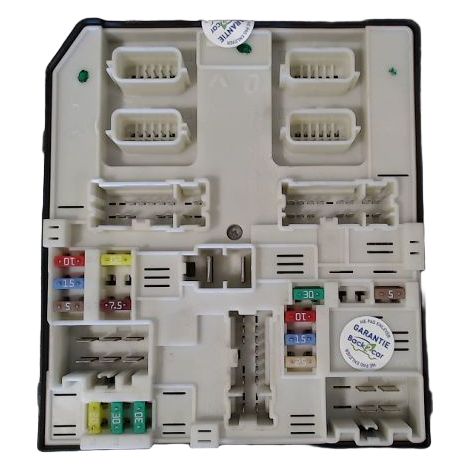 [PRODUIT D'OCCASION] Boite A Fusibles RENAULT Megane III Ph2 Estate 12-14 ♻️ Ref Oe. Usm2010 - Garantie à vie (1/5)