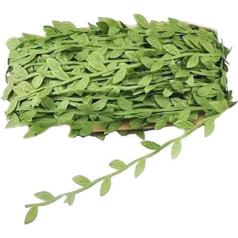 Accessoire élégant de vigne artificielle verte pour les compositions florales et la décoration (1/5)