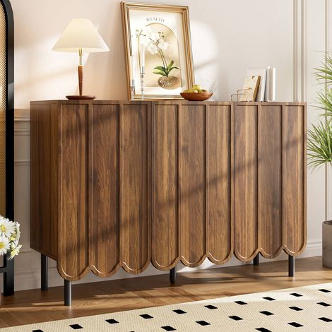 Buffet moderne effet noyer 120 x 35 x 80 cm avec portes ondulées sans poignées, étagères réglables et pieds métal (1/5)