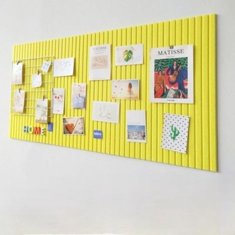 Ampia bacheca decorativa in feltro, spessa 0,9 cm, pieghevole, con nastro adesivo per appendere foto, ideale per appendere foto a scuola, a casa, in cucina o in ufficio, 60 x 40 cm. (1/5)