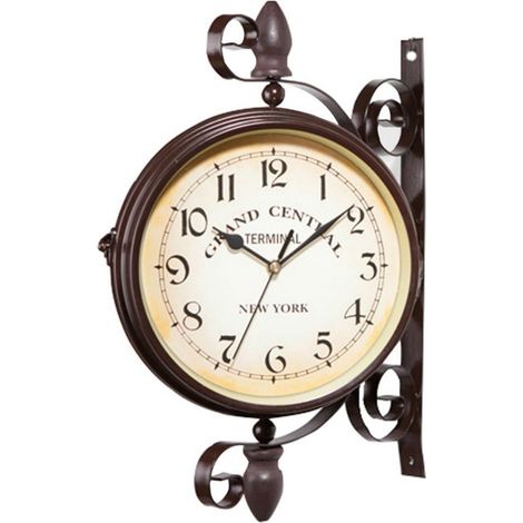 Vintage-Wanduhr auf Ständer (1/3)