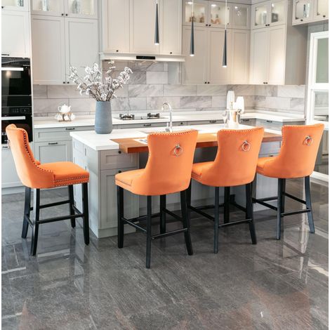 Tabourets de bar en velours orange avec dossier haut et pieds en bois,60×50×103cm (1/5)