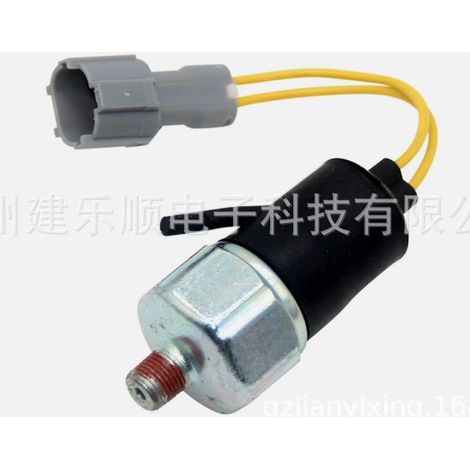 8982497240 Interrupteur de pression d'huile compatible avec les pièces mécaniques des excavatrices ZX120, ZX200 et ZX330. (1/4)