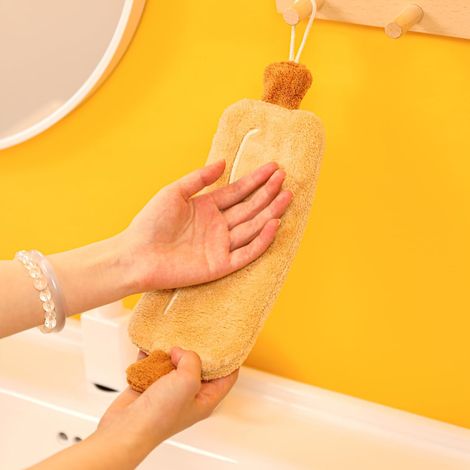 Adorable serviette de bain avec boucle de suspension, en microfibre polaire corail absorbante, idéale pour la cuisine, la salle de bain et la chambre, 15 x 25 cm, en forme de rouleau à pâtisserie (1/5)