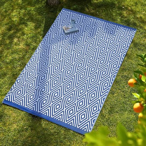 Portable Outdoor Rug 150 x 210cm Polypropylene Picnic Beach Mat Water Resistant Indoor Outdoor Garden Patio Rug