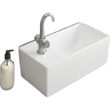 Lavabo, in ceramica, dal design versatile, colore verde militare. (1/2)