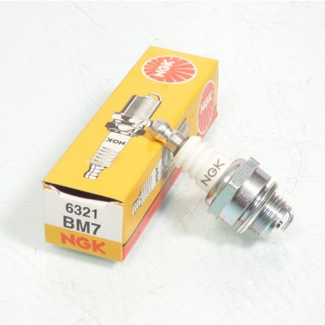 NGK-Zündkerze für Auto BM7 / 6321, neu (1/3)