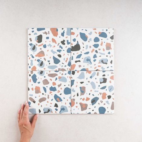 Carrelage effet Terrazzo bleu 20x20 cm – Boîte de 1m² (25 pièces) – Pour salle de bain et cuisine – Motifs modernes et colorés – APE (1/4)