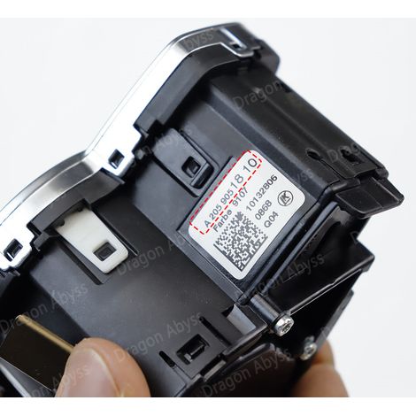 Applicable to Mercedes-Benz 205, C180, C200, C260, C300, and C63 headlight switch A2059051810 (1/4)