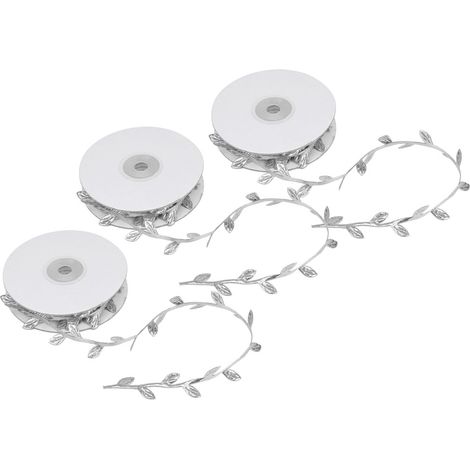 Suspension décorative en imitation feuillage doré et argenté, idéale pour les activités manuelles à faire soi-même dans une école maternelle. Lot de 3 rouleaux argentés. (1/5)