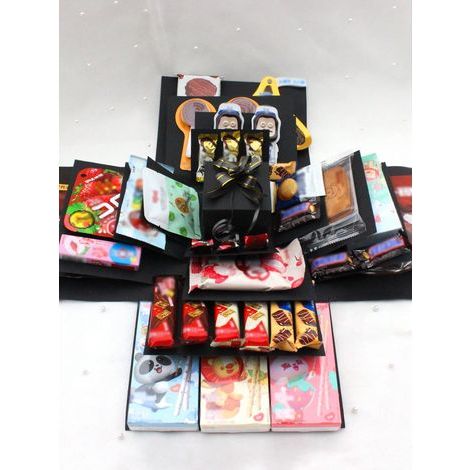 Lot de 16 boîtes cadeaux explosion noir et or, boîte à photos surprise pour cadeau, accessoires DIY pour album scrapbooking, adaptée pour anniversaires ou propositions pour couples. (1/5)