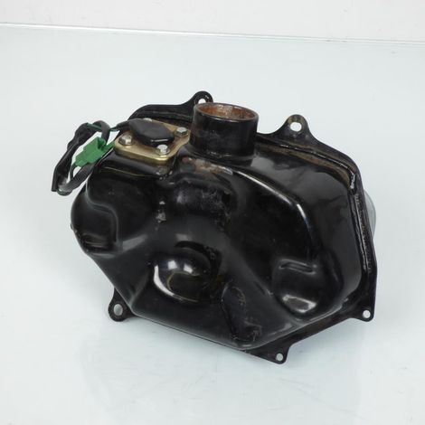 [PRODUIT D'OCCASION] Réservoir d'essence origine pour scooter Yamaha 50 Beluga Après (1/5)