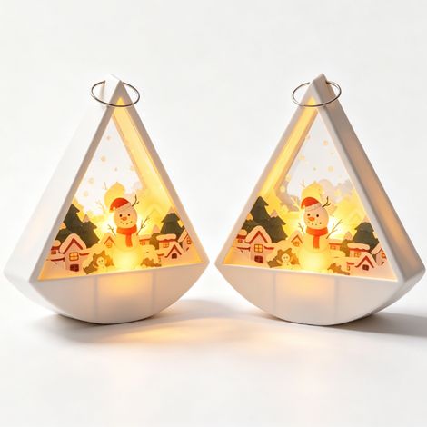 Conjunto de 2 faroles navideños triangulares para colgar, iluminados con LED, con forma de muñeco de nieve. (1/4)